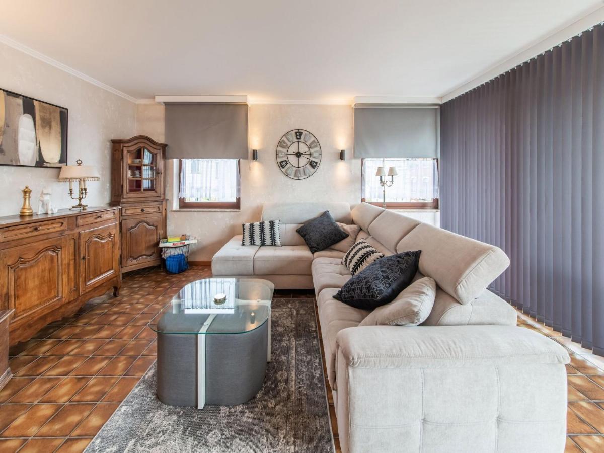 Beautiful Apartment For 7 Adults In Malmedy Bagian luar foto